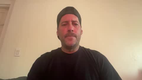 Snapshot of lampin1 chatting on 11-11-25, 06:30 lampin1 online show from 11-11-25, 06:30