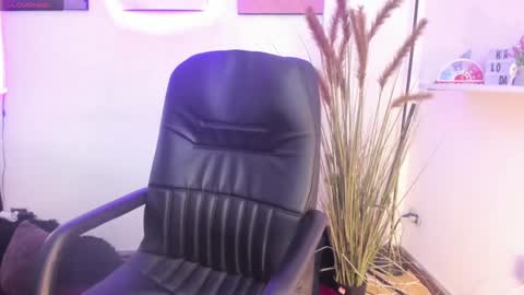    online show from 12-20-24, 07:07