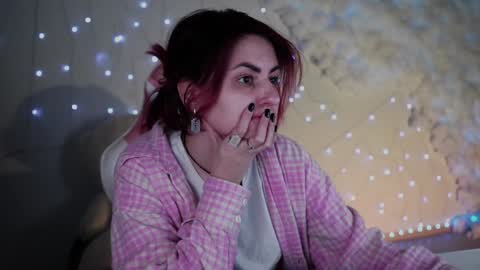 just call me Lana  and her security online show from 12-20-24, 11:21