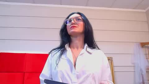 LanaBanner online show from 02-05-26, 06:51