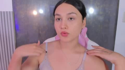 Snapshot of lana_boomer chatting on 04-24-26, 08:33 Lana online show from 04-24-26, 08:33