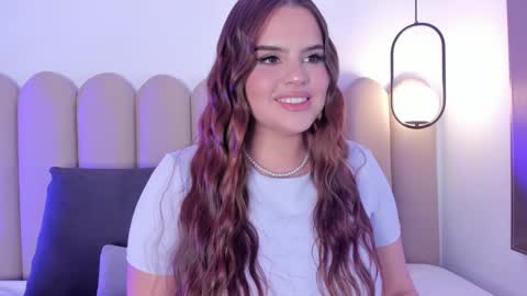 Lana online show from 09-26-25, 04:55