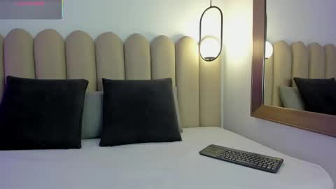 Lana online show from 10-06-25, 11:40