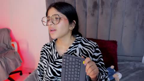 ... .          . ... online show from 01-09-25, 03:44