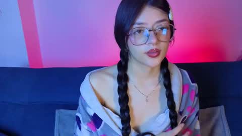 ... .          . ... online show from 02-24-26, 02:48