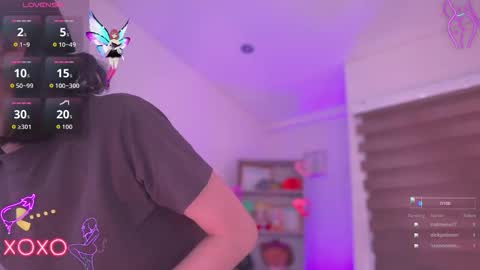 Lana online show from 09-30-25, 01:38