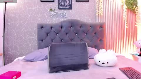 lana_gill online show from 05-08-26, 07:19