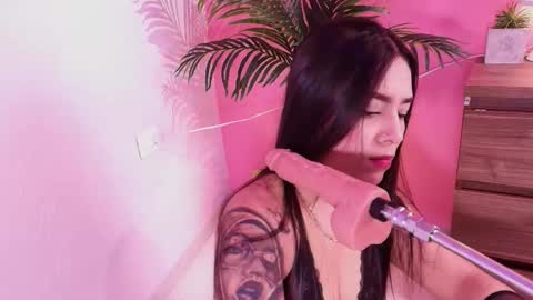 LANA online show from 11-21-25, 04:00