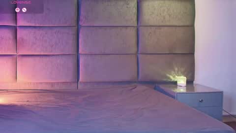 valentino moon online show from 05-26-26, 01:45
