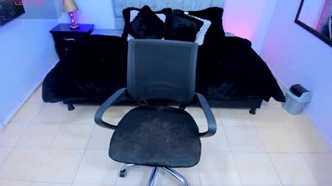           online show from 01-28-25, 03:57