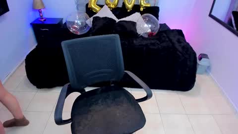           online show from 02-15-25, 08:11