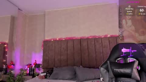 Lana online show from 06-09-26, 03:51