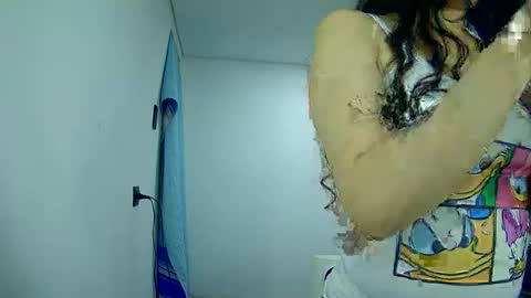 Snapshot of lanabee900 chatting on 04-16-26, 02:01 lanabee900 online show from 04-16-26, 02:01