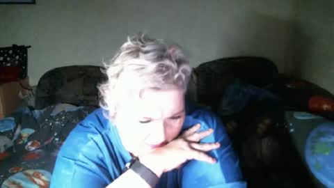 lanacat555 online show from 10-09-25, 12:08