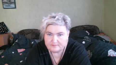 lanacat555 online show from 10-28-25, 01:25