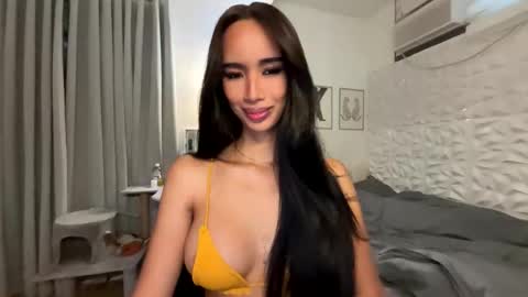 Lana online show from 03-08-26, 12:41