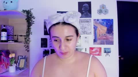 lanaherondale_ online show from 10-05-25, 09:02