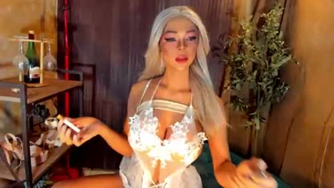 lanajarae online show from 07-18-26, 11:58