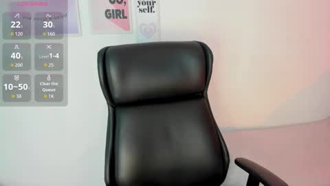 Snapshot of lanajones_ chatting on 02-14-26, 01:19 LanaJones online show from 02-14-26, 01:19