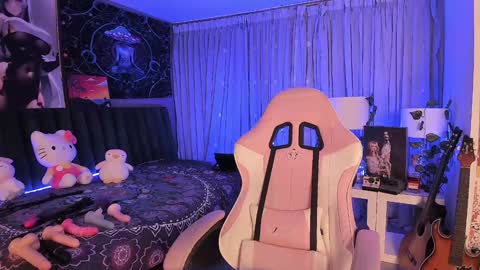 L A N A  online show from 12-31-24, 05:22