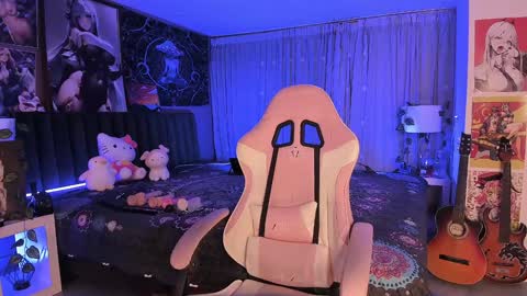 L A N A  online show from 01-05-25, 03:53