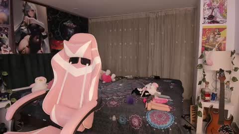 L A N A  online show from 02-01-25, 11:37