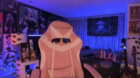 L A N A  online show from 03-09-25, 01:14