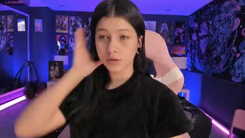 L A N A  online show from 09-24-25, 09:29