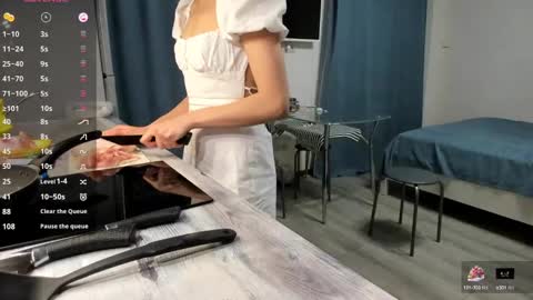 Snapshot of lanalandd chatting on 03-06-25, 03:02 Lana online show from 03-06-25, 03:02