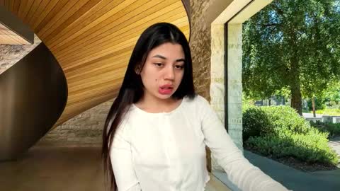 Snapshot of lanalandd chatting on 10-07-25, 09:39 Lana online show from 10-07-25, 09:39