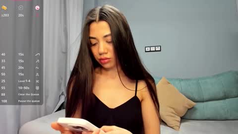 Snapshot of lanalandd chatting on 11-03-25, 02:51 Lana online show from 11-03-25, 02:51