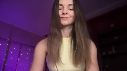 Snapshot of lanaloulou chatting on 12-31-24, 04:49 Lana online show from 12-31-24, 04:49