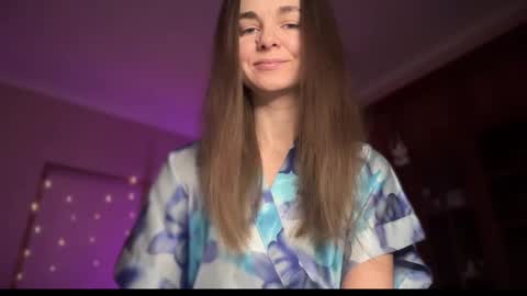 Snapshot of lanaloulou chatting on 01-01-25, 03:23 Lana online show from 01-01-25, 03:23