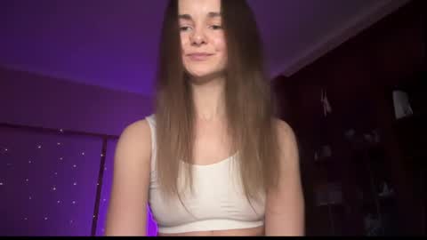 Snapshot of lanaloulou chatting on 01-11-25, 12:55 Lana online show from 01-11-25, 12:55