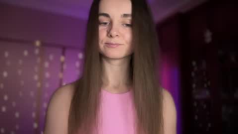 Snapshot of lanaloulou chatting on 01-19-25, 07:37 Lana online show from 01-19-25, 07:37