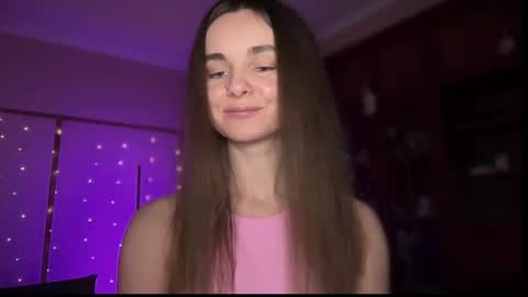 Snapshot of lanaloulou chatting on 01-25-25, 11:22 Lana online show from 01-25-25, 11:22