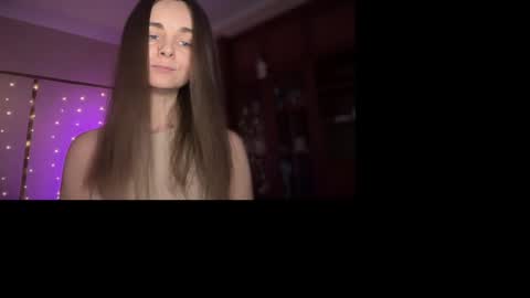 Snapshot of lanaloulou chatting on 01-30-25, 09:14 Lana online show from 01-30-25, 09:14