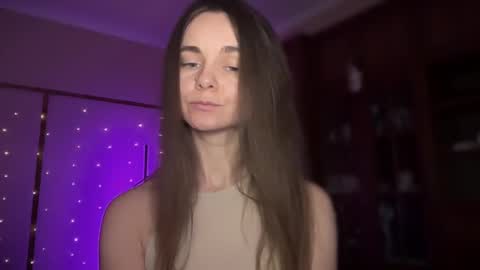 Snapshot of lanaloulou chatting on 01-31-25, 12:17 Lana online show from 01-31-25, 12:17
