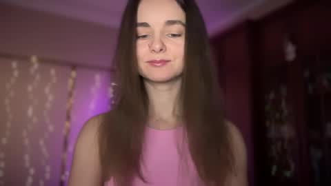 Snapshot of lanaloulou chatting on 02-04-25, 01:23 Lana online show from 02-04-25, 01:23