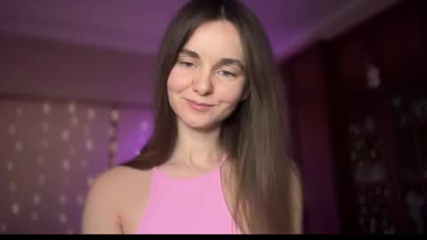 Snapshot of lanaloulou chatting on 02-06-25, 03:06 Lana online show from 02-06-25, 03:06