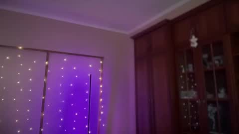 Snapshot of lanaloulou chatting on 02-21-25, 01:11 Lana online show from 02-21-25, 01:11