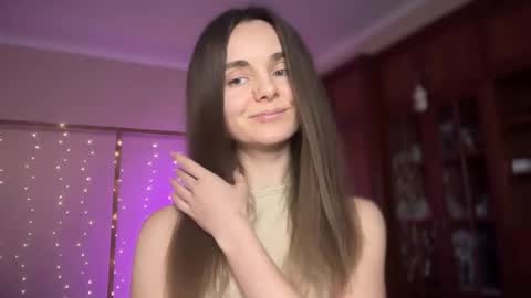 Snapshot of lanaloulou chatting on 02-24-25, 04:04 Lana online show from 02-24-25, 04:04