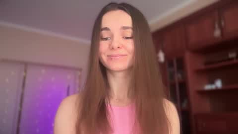 Snapshot of lanaloulou chatting on 02-26-25, 08:48 Lana online show from 02-26-25, 08:48