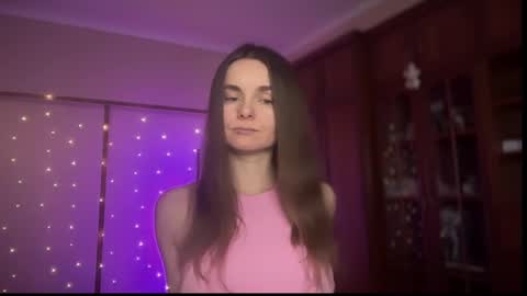 Snapshot of lanaloulou chatting on 03-01-25, 02:04 Lana online show from 03-01-25, 02:04