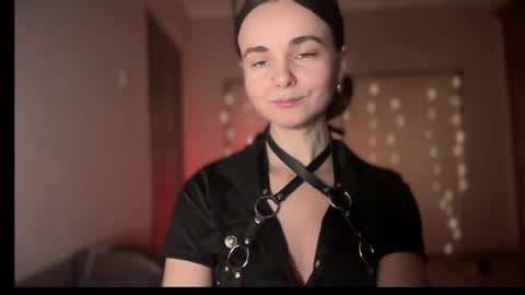 Snapshot of lanaloulou chatting on 09-09-25, 11:04 Lana online show from 09-09-25, 11:04