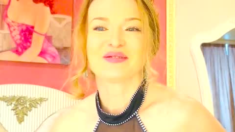 Snapshot of lanavibes chatting on 02-24-26, 11:30 lanavibes online show from 02-24-26, 11:30