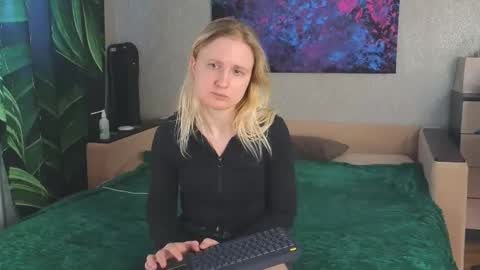 Snapshot of lanavismith chatting on 02-18-26, 06:20 LanaviSmith online show from 02-18-26, 06:20