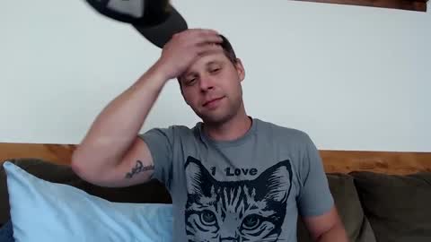 Snapshot of lancehardin chatting on 09-23-25, 03:04 Lance online show from 09-23-25, 03:04