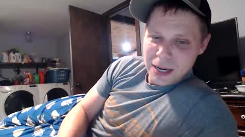 Lance online show from 12-22-25, 01:13