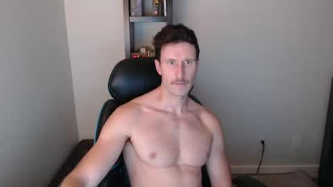 Snapshot of lancellot99 chatting on 09-09-25, 03:22 Lance online show from 09-09-25, 03:22